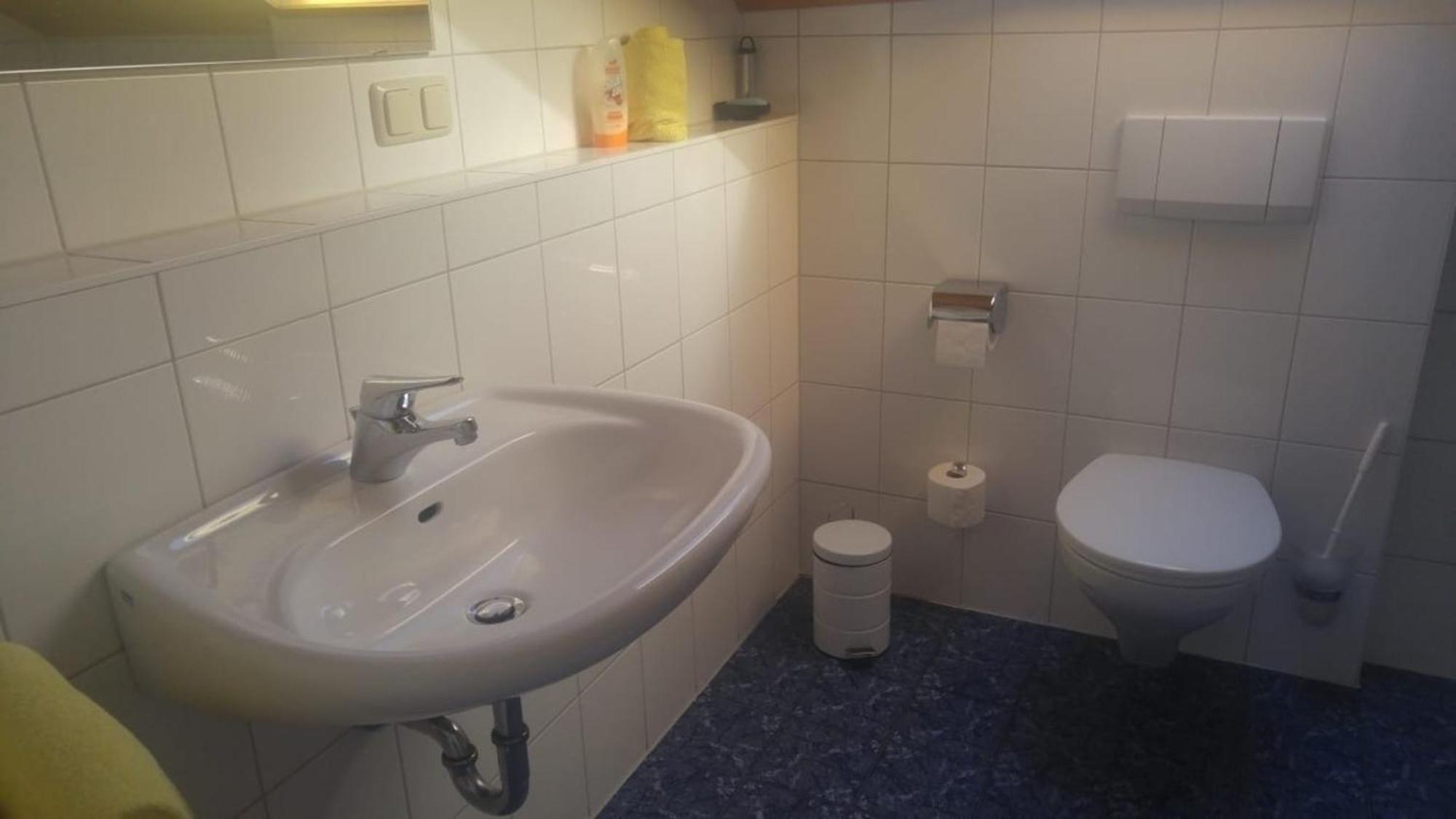 Gaestehaus Am Rathaus, Mehrbettzimmer 1 Hohenpeissenberg Екстер'єр фото